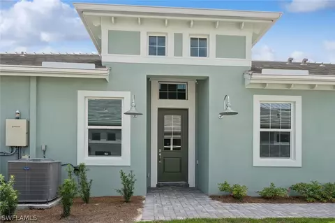 8789 Yucatan Ct, Naples, FL 34112