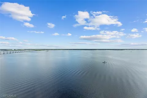 2745 1st St #1704, Fort Myers, FL 33916