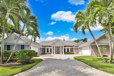 743 Saint Georges Ct, Naples, FL 34110