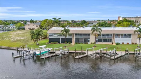 1730 Sandy Cir #111, Cape Coral, FL 33904