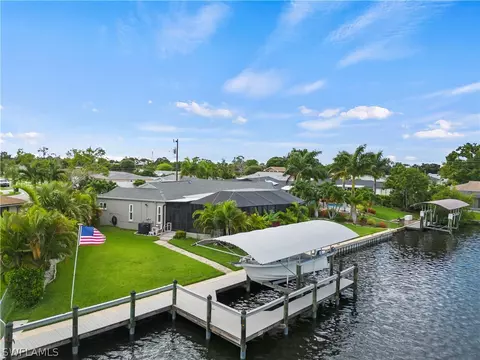 1700 W Bluewater Ter, North Fort Myers, FL 33903