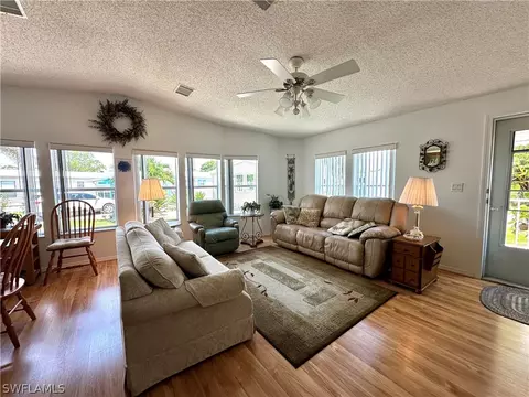 4731 Split Log Ln W, Estero, FL 33928 photo 11