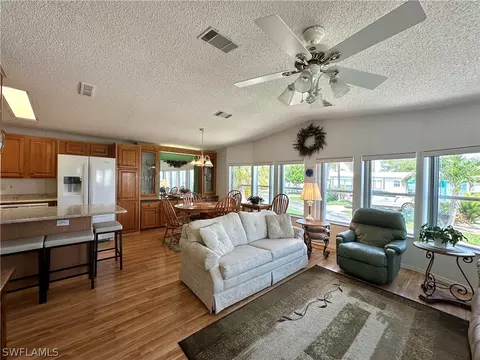 4731 Split Log Ln W, Estero, FL 33928 photo 9