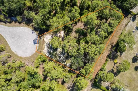 1830 Mobile Ct, Lehigh Acres, FL 33972