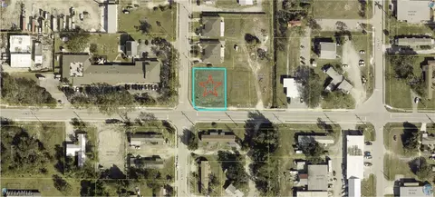 200 4th St, Fort Myers, FL 33907