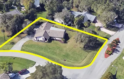 7293 Pelas Cir, North Fort Myers, FL 33917