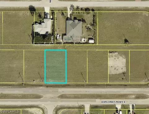 29 Diplomat Pkwy E, Cape Coral, FL 33909
