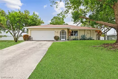 803 NE 7th Ave, Cape Coral, FL 33909