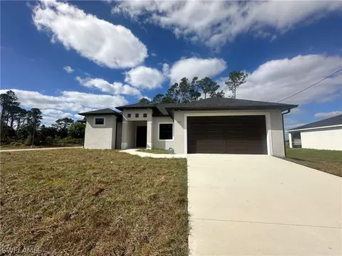 5542 Belrose St, Lehigh Acres, FL 33971