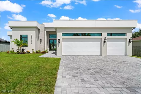 3217 NW 4th Pl, Cape Coral, FL 33993