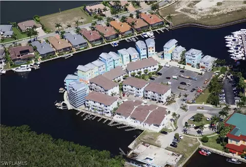 5811 Shell Cove Dr #113, Cape Coral, FL 33914