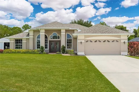 18381 Hunters Glen Rd, North Fort Myers, FL 33917
