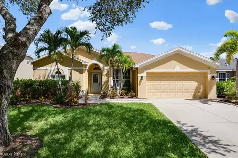 9321 Pittsburgh Blvd, Fort Myers, FL 33967
