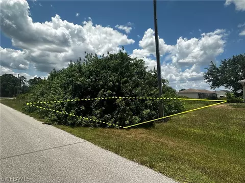 741 Almelia St E, Lehigh Acres, FL 33974
