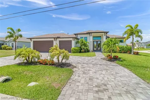 1805 Beach Pkwy W, Cape Coral, FL 33914