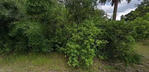616 Calvin Ave, Lehigh Acres, FL 33972