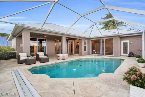 1918 SW 15th Ave, Cape Coral, FL 33991
