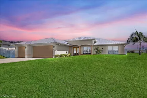 407 NW 23rd St, Cape Coral, FL 33993