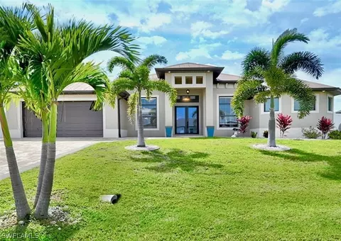 316 SW 31st Pl, Cape Coral, FL 33991