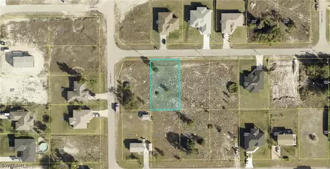 3515 32nd St SW, Lehigh Acres, FL 33976