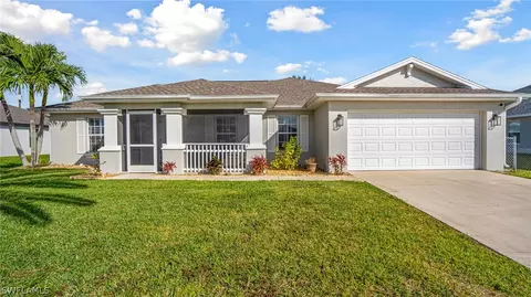 101 NE 11th Ter, Cape Coral, FL 33909