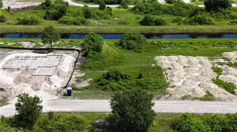 611 Theodore Vail St E, Lehigh Acres, FL 33974