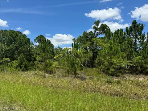 461 Lambda Ave S, Lehigh Acres, FL 33974 photo 3