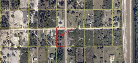 7717 8th Ter, Labelle, FL 33935 photo 2