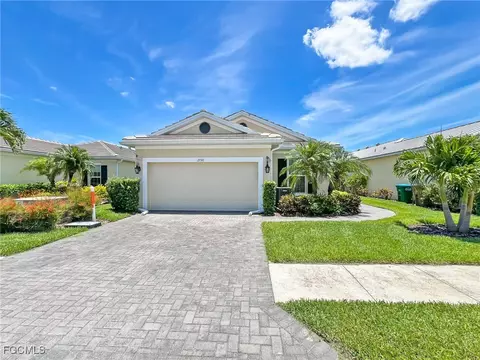 2730 Vareo Ct, Cape Coral, FL 33991