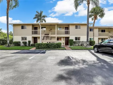 5705 Foxlake Dr #2, North Fort Myers, FL 33917