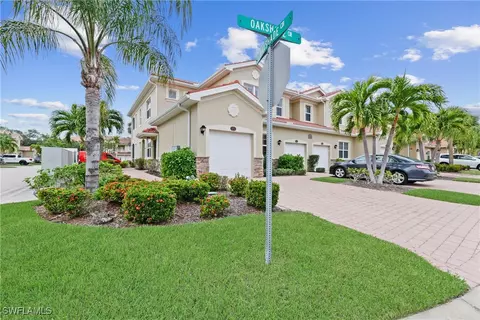 8564 Oakshade Cir #3, Fort Myers, FL 33919