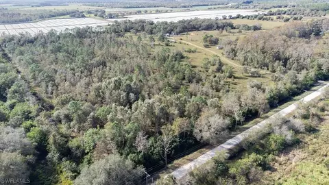 1685 A Rd, Labelle, FL 33935 photo 9