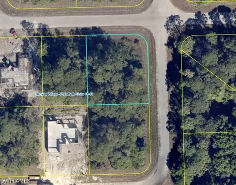 1320 Radio Loop, Labelle, FL 33935