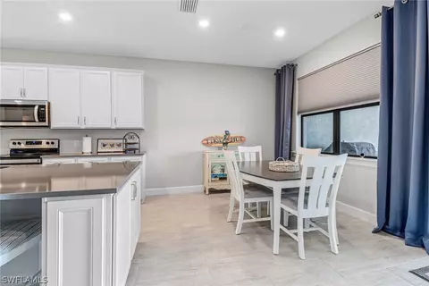 17219 Ashcomb Way, Estero, FL 33928 photo 6