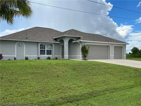 1816 NE 21st Pl, Cape Coral, FL 33909