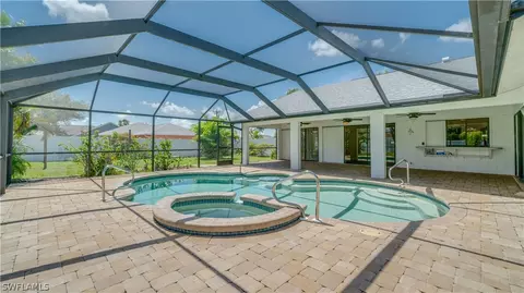 907 Hancock Bridge Pkwy, Cape Coral, FL 33990