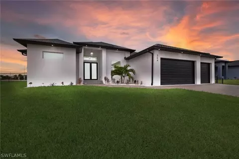 346 SW 31st Pl, Cape Coral, FL 33991