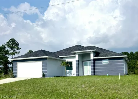 2612 21st St W, Lehigh Acres, FL 33971