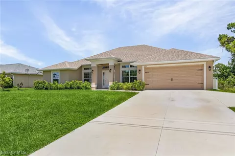 4121 Andalusia Blvd, Cape Coral, FL 33909