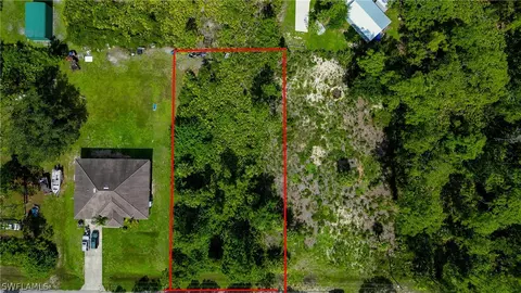 2115 Moore Ave, Alva, FL 33920