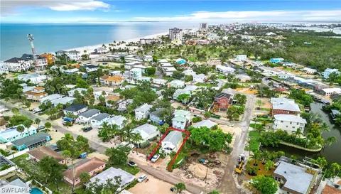 197 Madison Ct, Fort Myers Beach, FL 33931