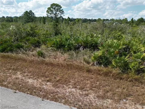 1717 Congress Ave, Lehigh Acres, FL 33972