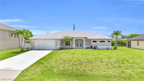 2217 SW 4th Ave, Cape Coral, FL 33991