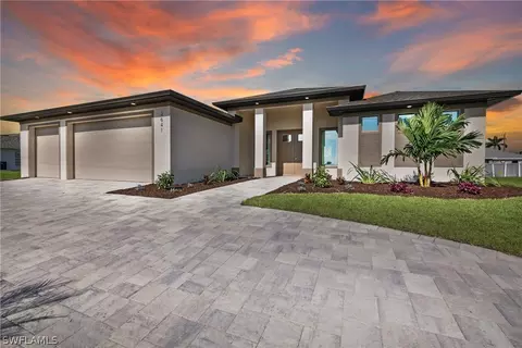 2214 NE 34th St, Cape Coral, FL 33909