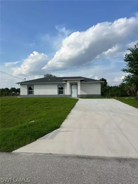 3613 20th St SW, Lehigh Acres, FL 33976