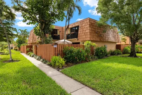 171 Park Meadows Dr #2, Fort Myers, FL 33907