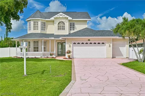 3426 SW 7th Ln, Cape Coral, FL 33991