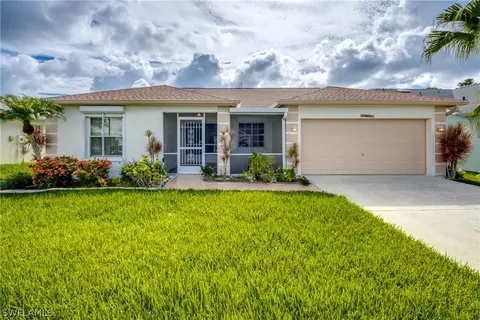 17819 Dracena Cir, North Fort Myers, FL 33917