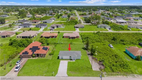 2910 25th St SW, Lehigh Acres, FL 33976