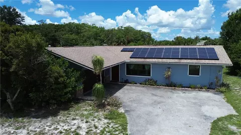 2968 Ribbon Ct, Fort Myers, FL 33905